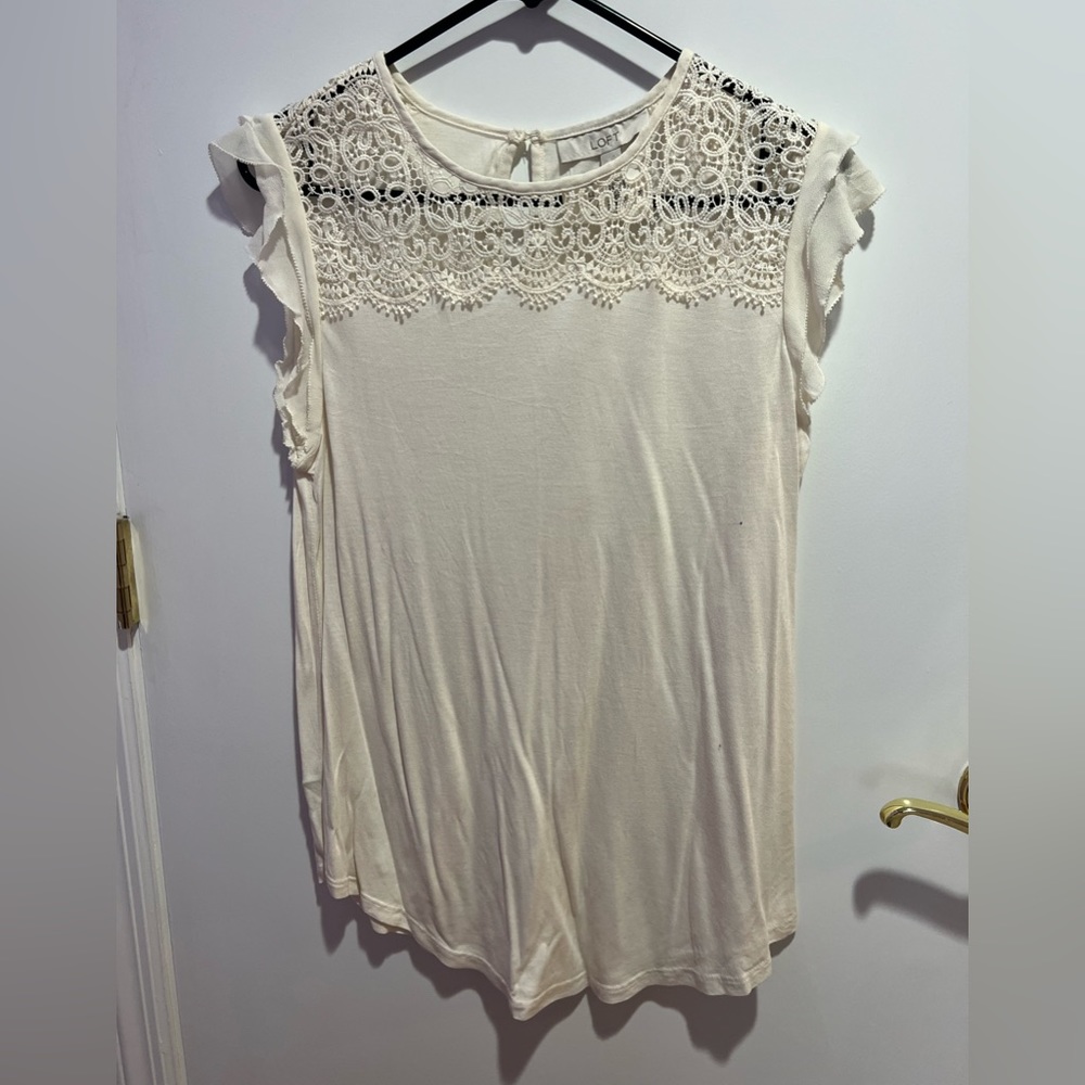 NWT Ann Taylor Loft White Short Sleeve Blouse With Ruffle & Lace Detailing